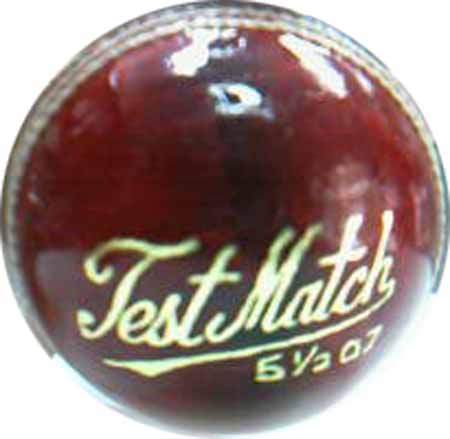 DS Test Match Ball - Click Image to Close